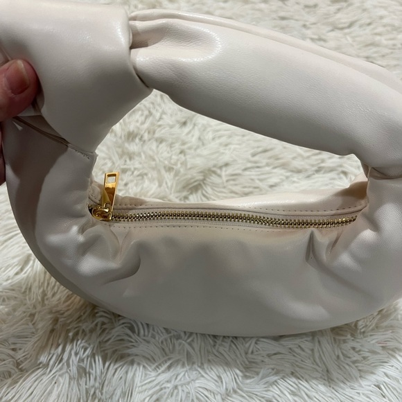 Melie Bianco Alexandra Cream Vegan Top Handle Bag - Picture 6 of 6